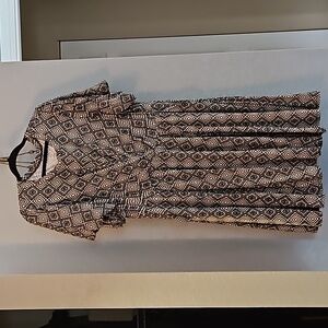 Elegant Black and White Patterned Dress